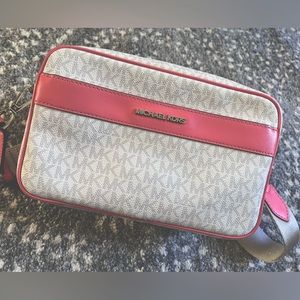 Michael Kors Crossbody